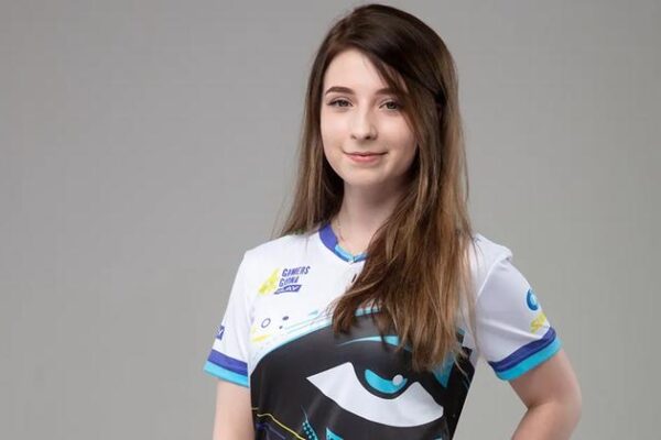 Ile zarabia Nieuczesana? Odkrywamy tajemnice jej sukcesu finansowego