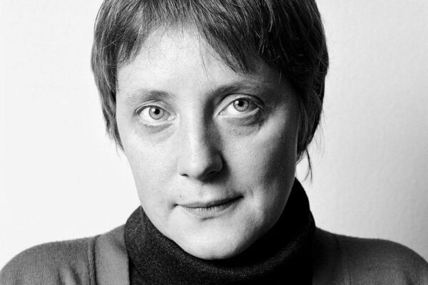 Jakie są zarobki Angeli Merkel? Odkrywamy prawdę za kulisami polityki