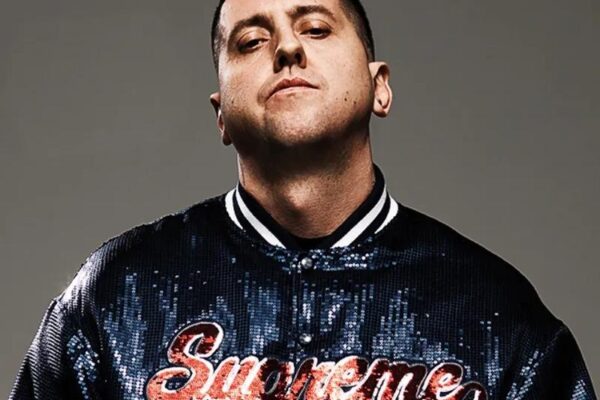 Odkrywamy tajemnice zarobków Białasa z SBM Label