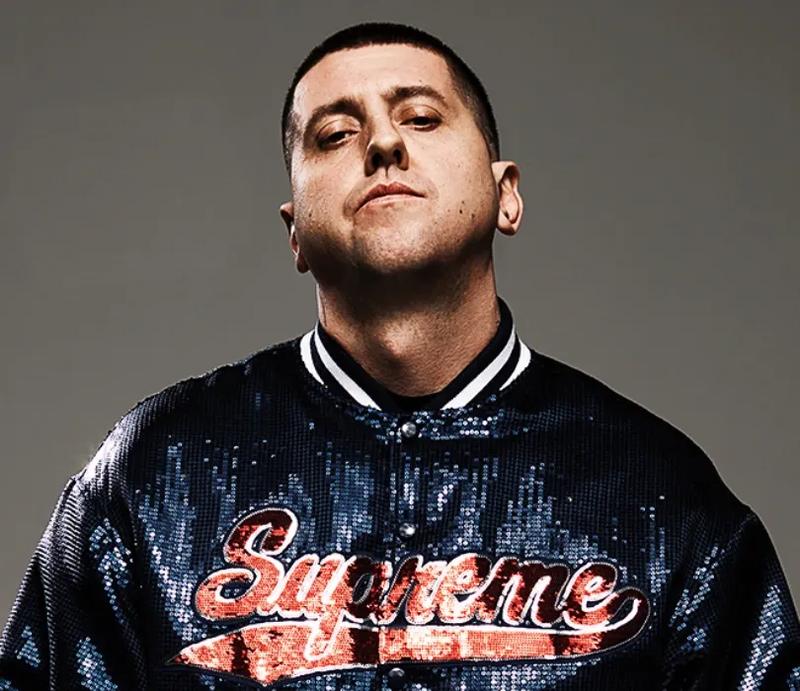 Odkrywamy tajemnice zarobków Białasa z SBM Label