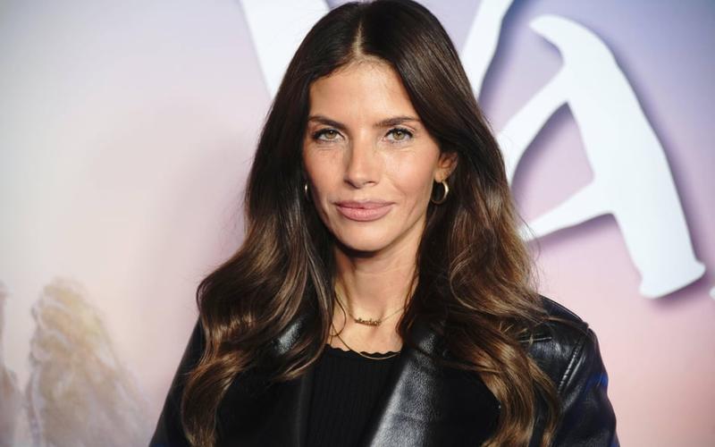 Zaskakujące fakty: Ile naprawdę zarabia Weronika Rosati?