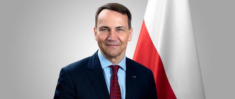 Ile pieniędzy ma Radosław Sikorski? Poznaj szczegóły jego zarobków!