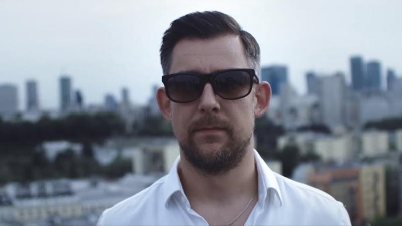 Jakie są zarobki Wojtka Sokoła? Odkrywamy tajemnice jego dochodów