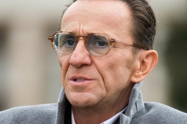 Zaskakująca prawda o tym, ile zarabia Paweł Wilczak