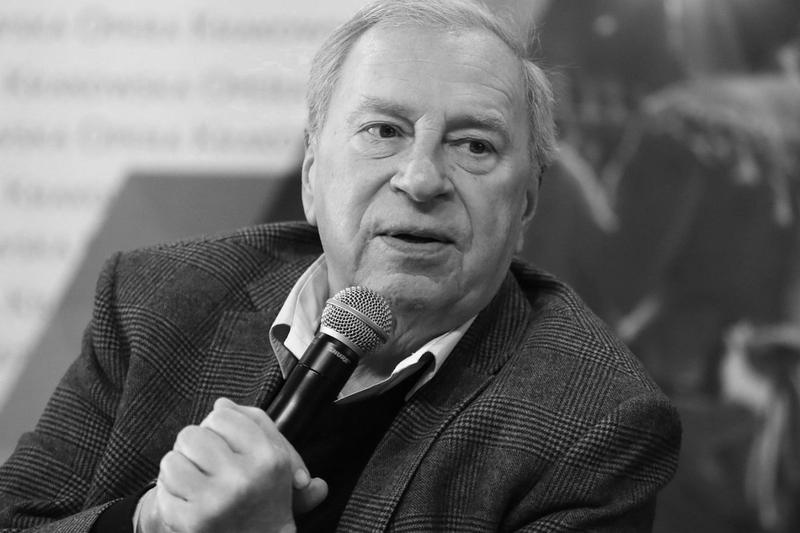 Zaskakujące fakty: Ile zarabia Jerzy Stuhr na scenie i w filmie?