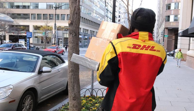 Średnie wynagrodzenie kuriera