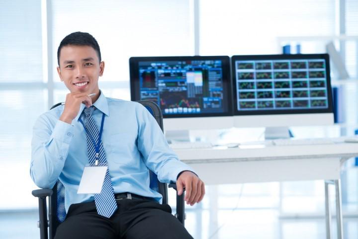 Zarobki analityka finansowego