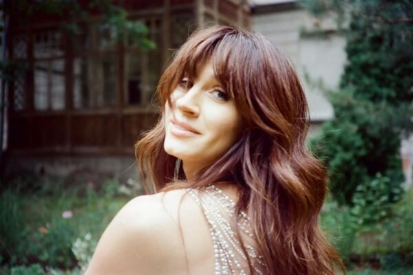 Jakie są dochody Sylwii Grzeszczak? Odkrywamy tajemnice jej zarobków!