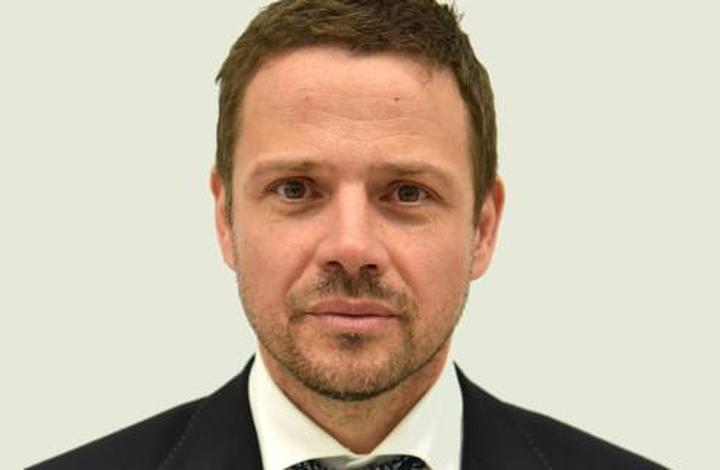 Jakie są średnie zarobki prezydenta Warszawy? Sprawdź, ile naprawdę zarabia!