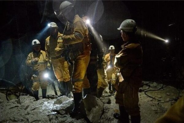 Jakie są zarobki górnika dolowego i przodowego w 2023 roku?