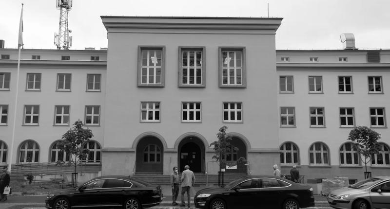 Czynniki wpływające na pensje radnych