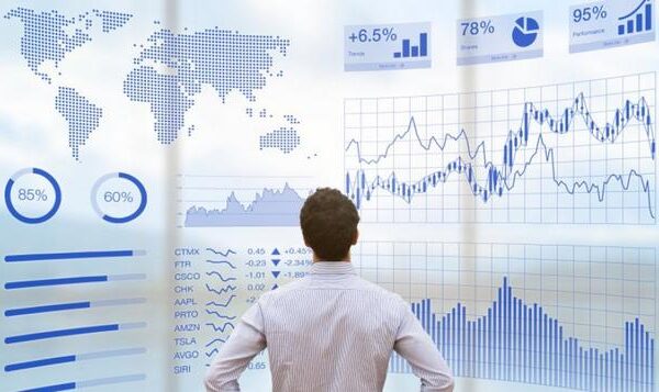 Zarobki ekonomisty: ile naprawdę można w dzisiejszych czasach zarobić?