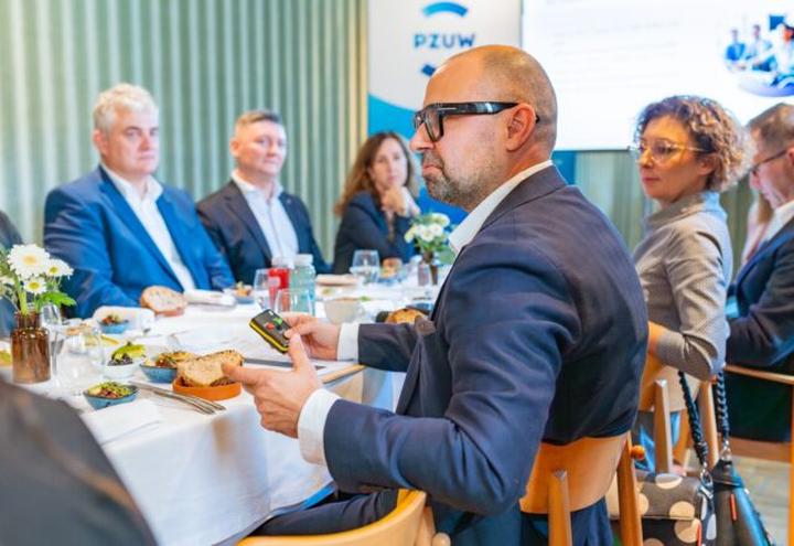 Praca dorywcza dla nastolatków