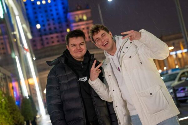 Jakie są realia finansowe Ewrona? Ile zarabia popularny streamer?