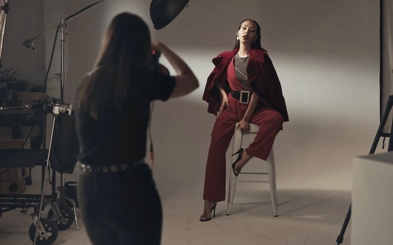 Ile naprawdę zarabia fotograf? Aktualne zarobki w branży fotograficznej