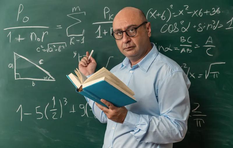 Zarobki nauczyciela matematyki